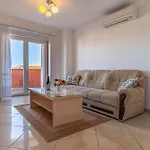 Amazing In Apartman *