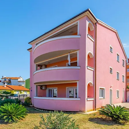 Appartamento 1 Bedroom In *