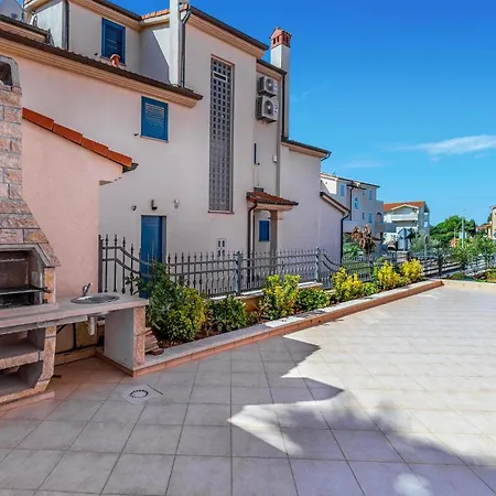 1 Bedroom In Medolino