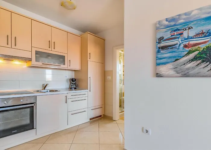 1 Bedroom In *